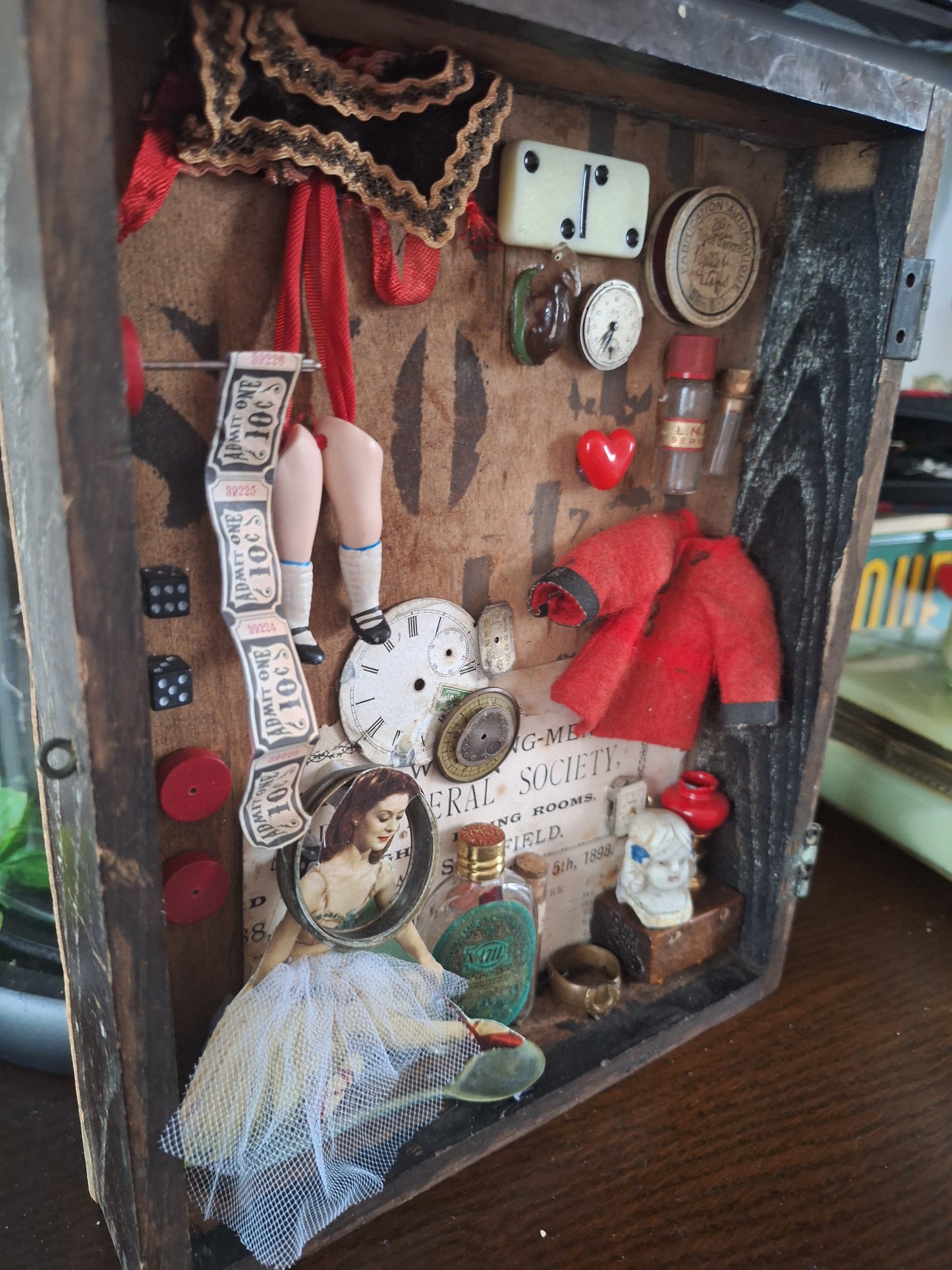 The last curtain call (exhibition(